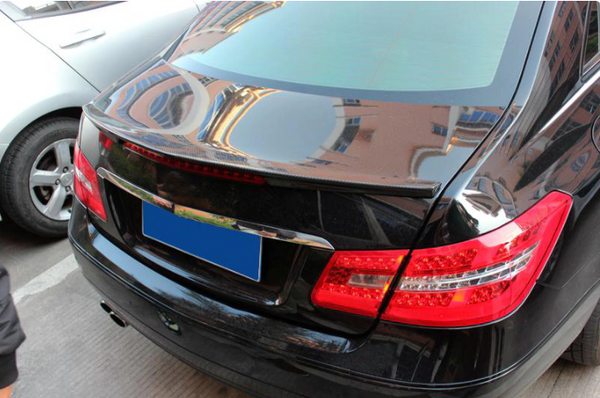 Carbon fiber Rear Trunk Spoiler for Mercedes Benz W207